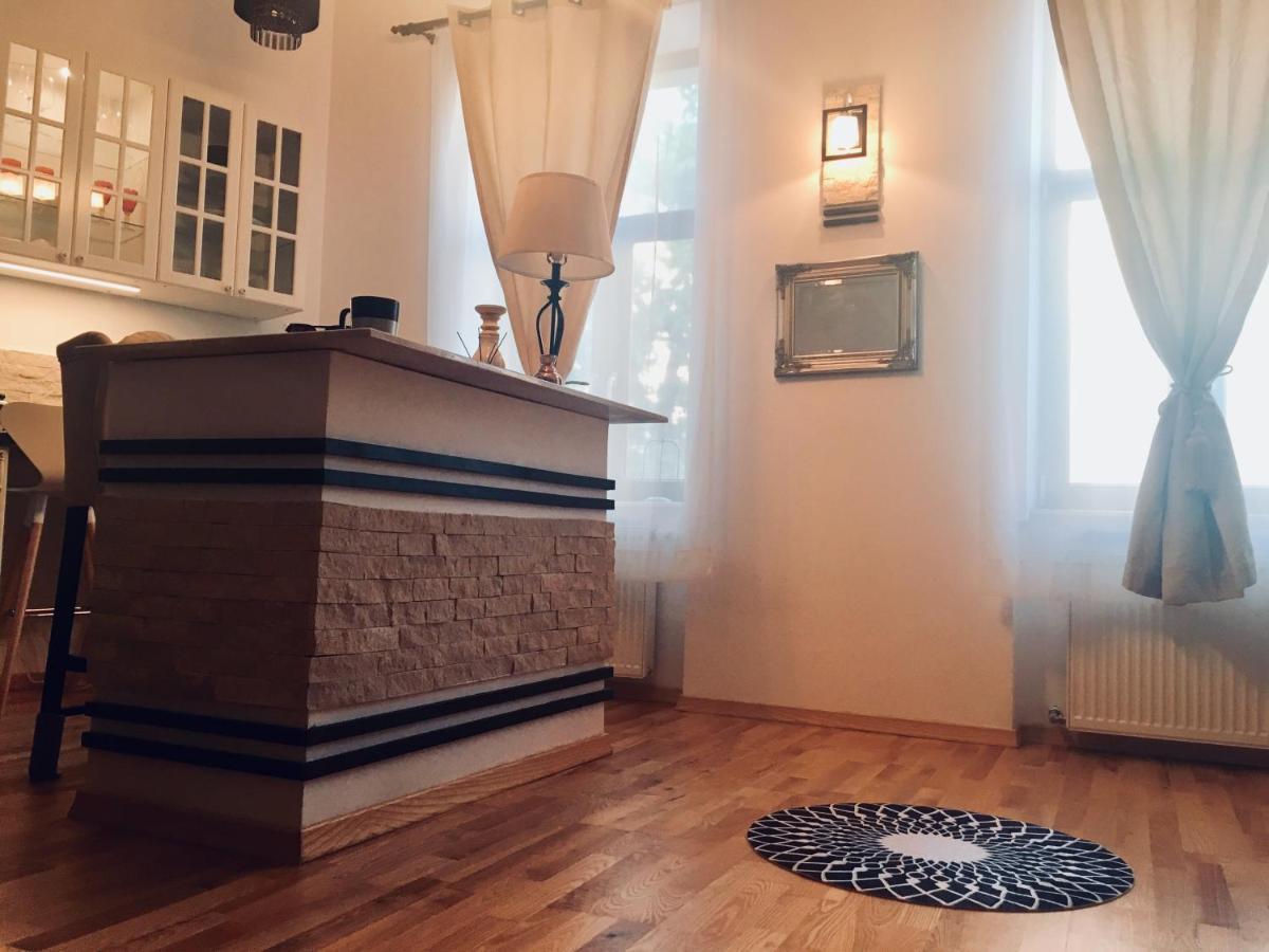 Lux Ultracentral Cluj Napoca Bagian luar foto